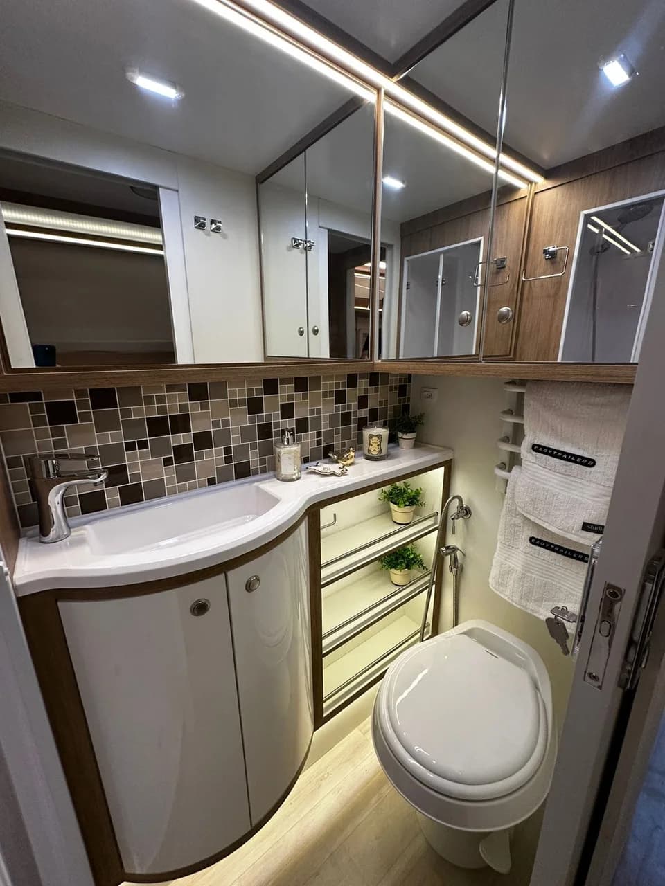 Atlas 7000 - Interna 13