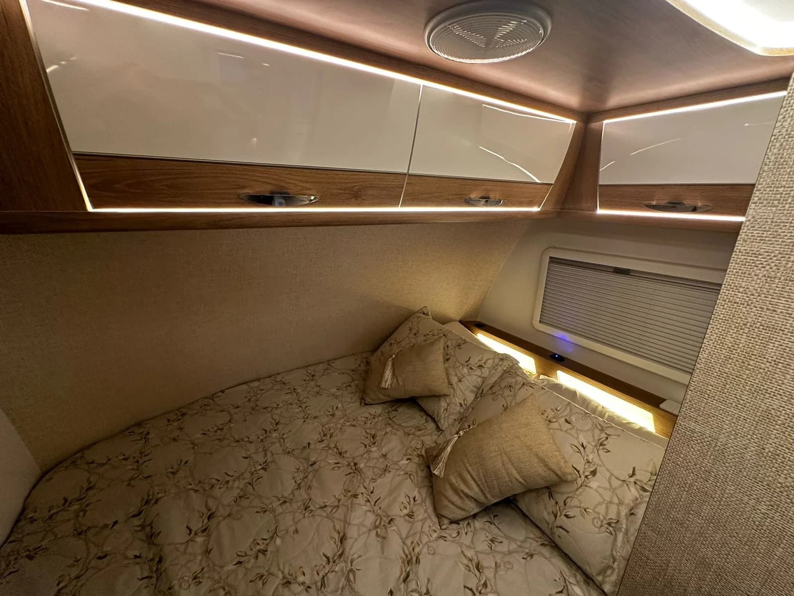 Atlas 7000 - Interna 19